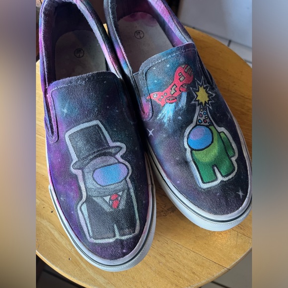 Among Us hand painted slip-on shoes size 7 - Picture 5 of 6